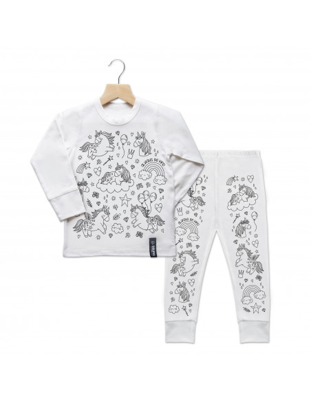 Vyfarbovacie pyžamo JEDNOROŽCI