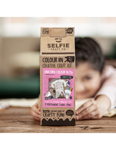 Vyfarbovacie pyžamo JEDNOROŽCI