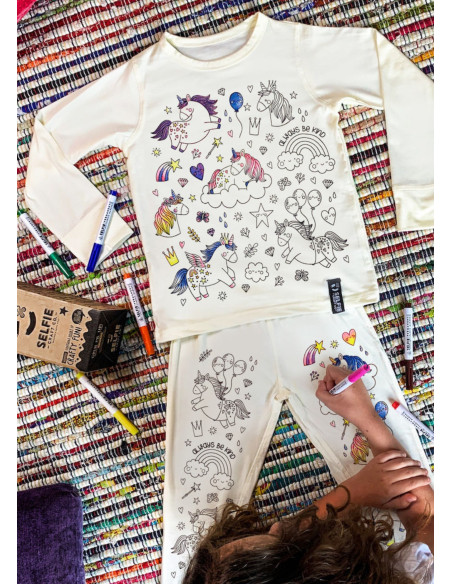 Vyfarbovacie pyžamo JEDNOROŽCI